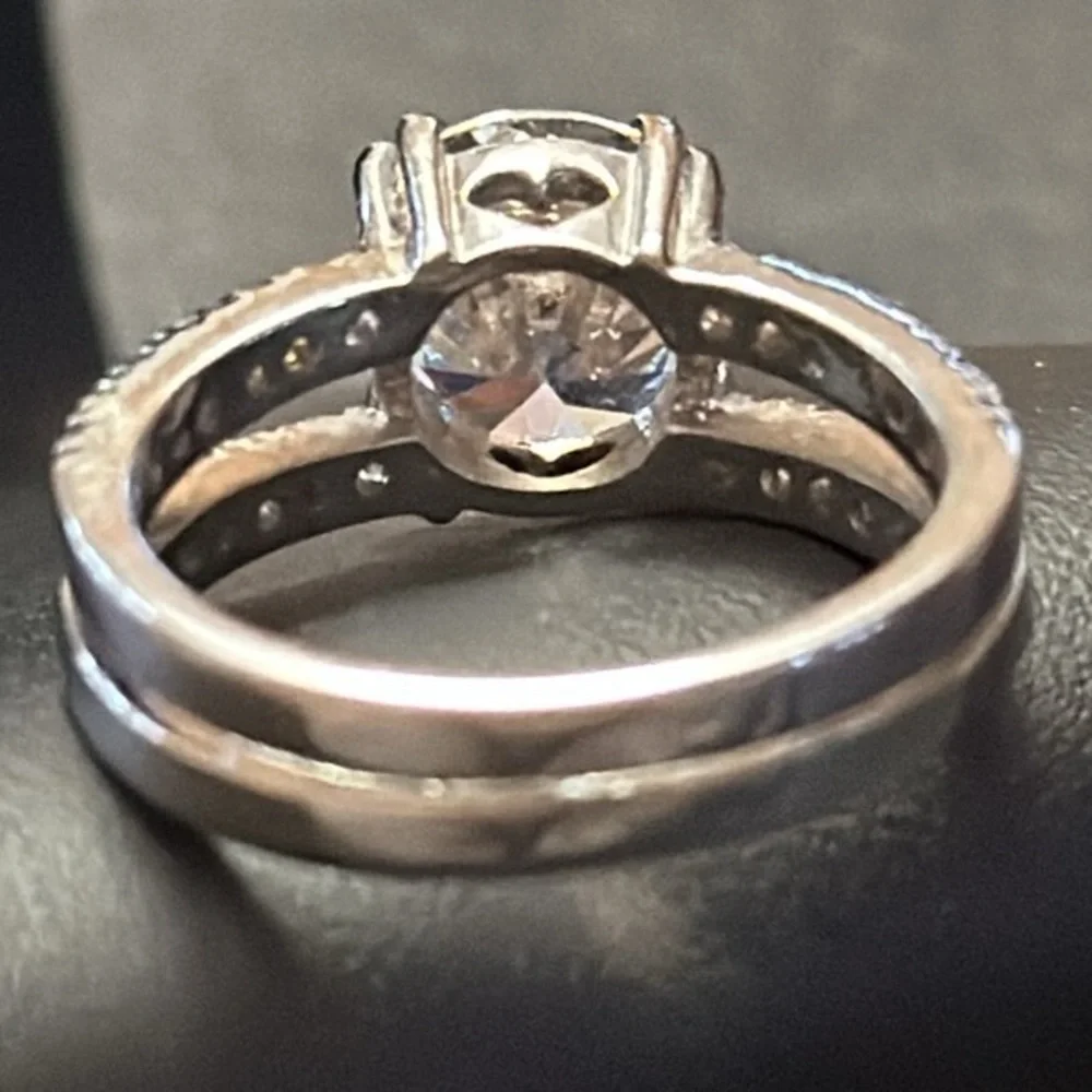 Round Turmaline With Rhodium Plated Silver-Tone Size 8.5 Ring